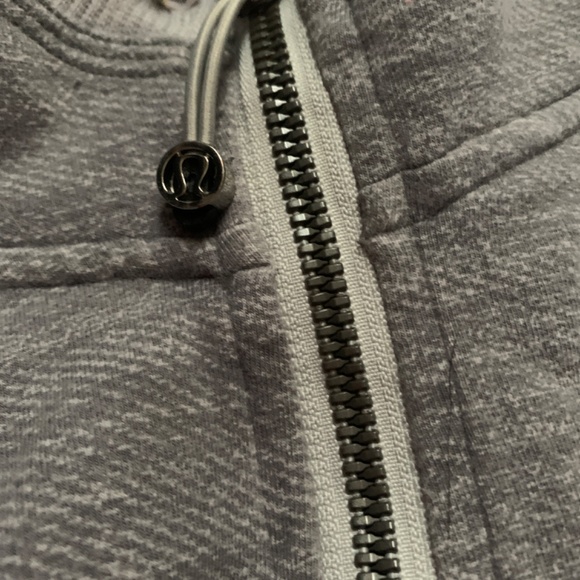 lululemon jacket - Picture 3 of 3